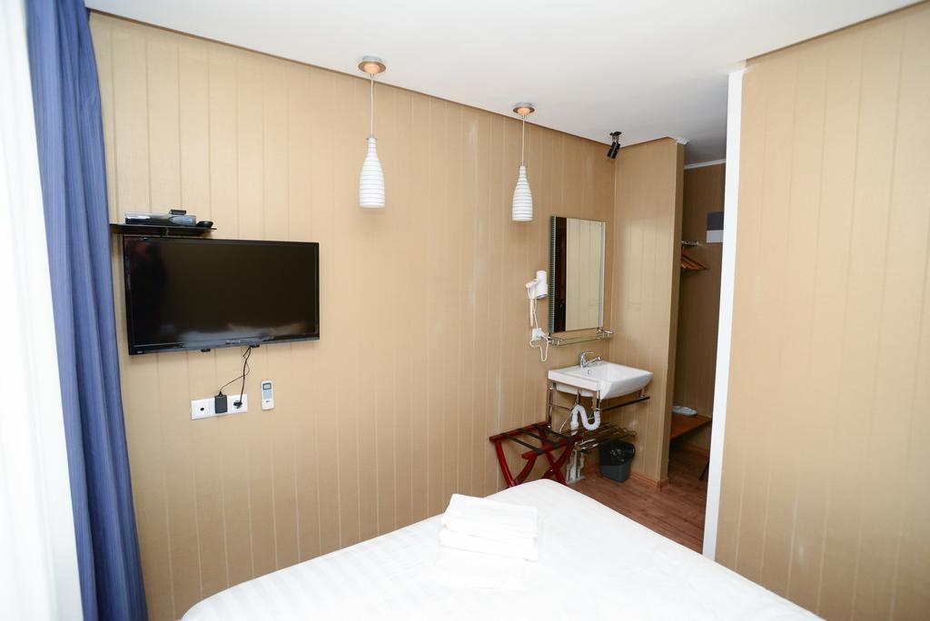 Grushevy Hospitality Boutique Otel Almatı Oda fotoğraf